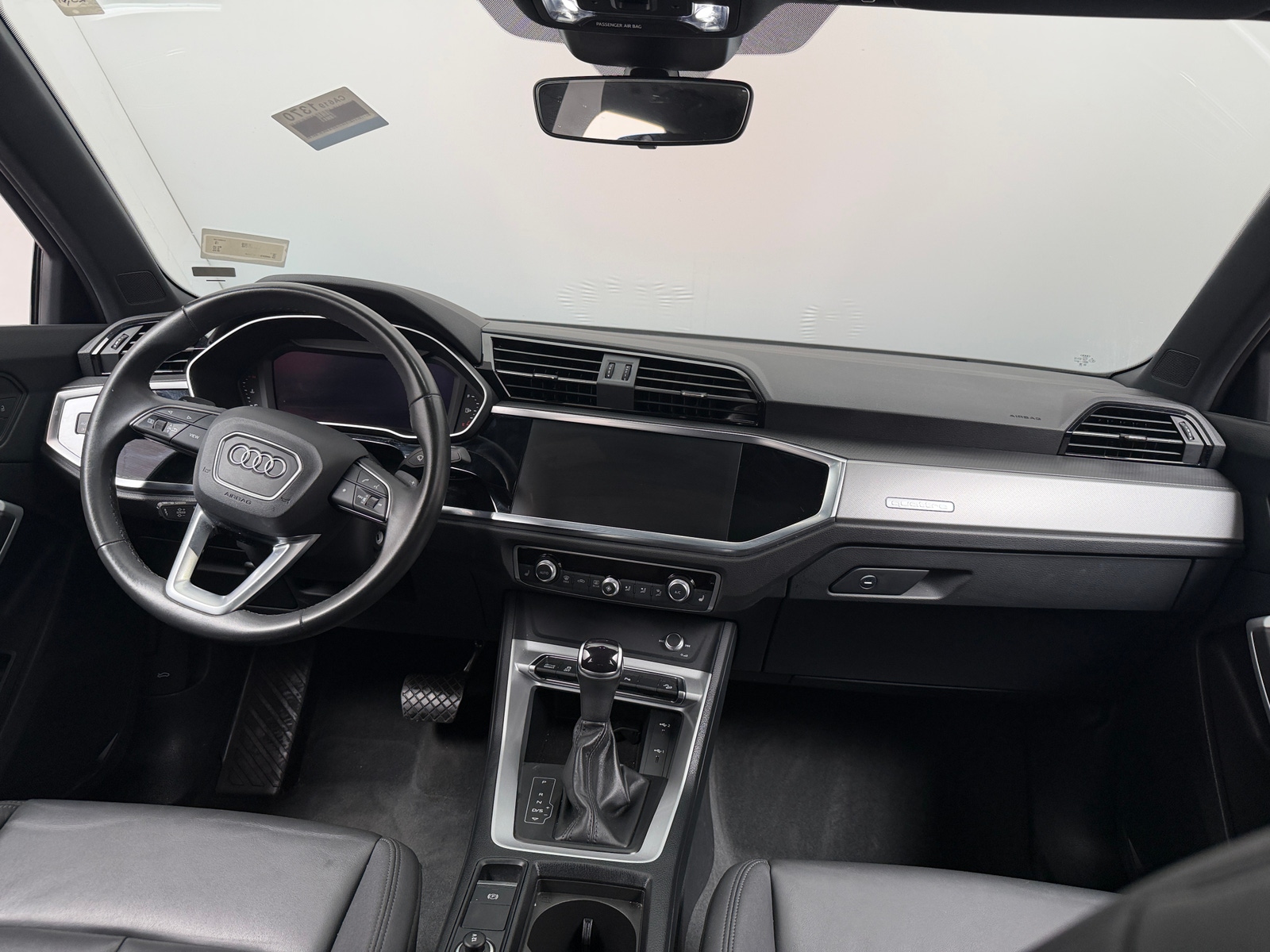 Thumbnail: 2025 Audi Q3 - 2