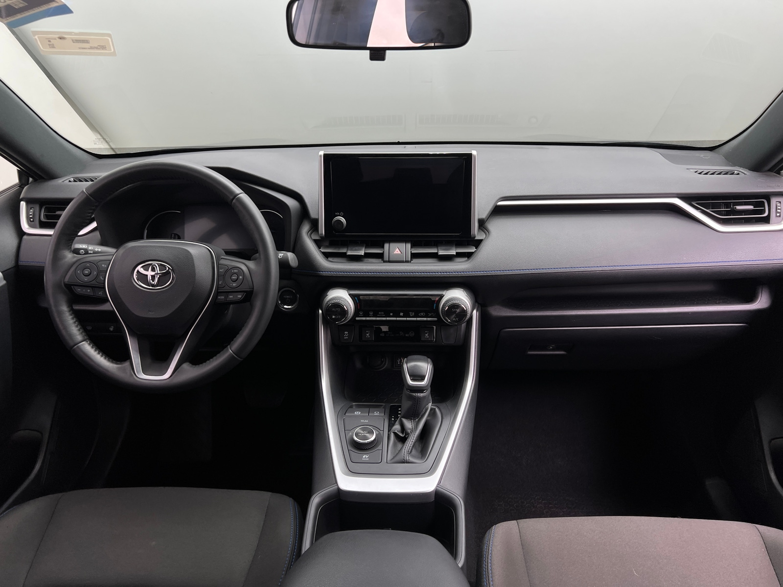 Thumbnail: 2024 Toyota RAV4 - 3
