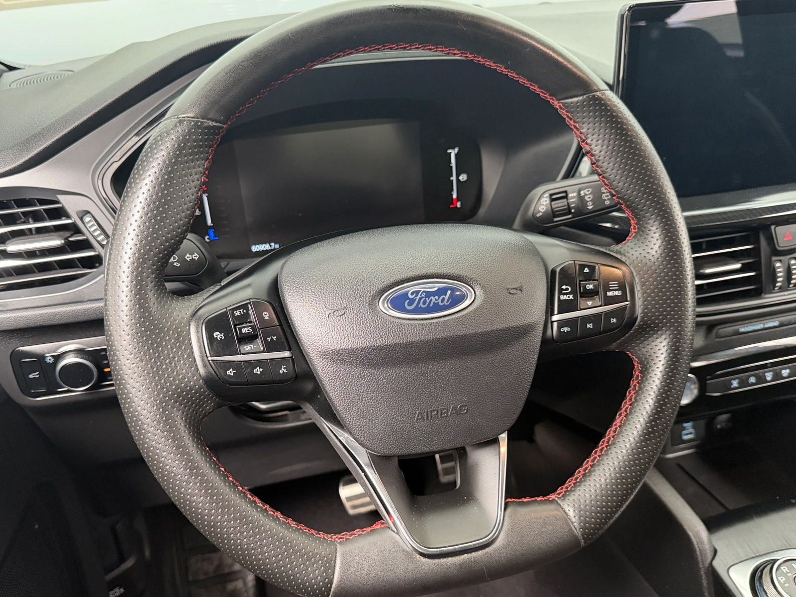 Thumbnail: 2023 Ford Escape - 5