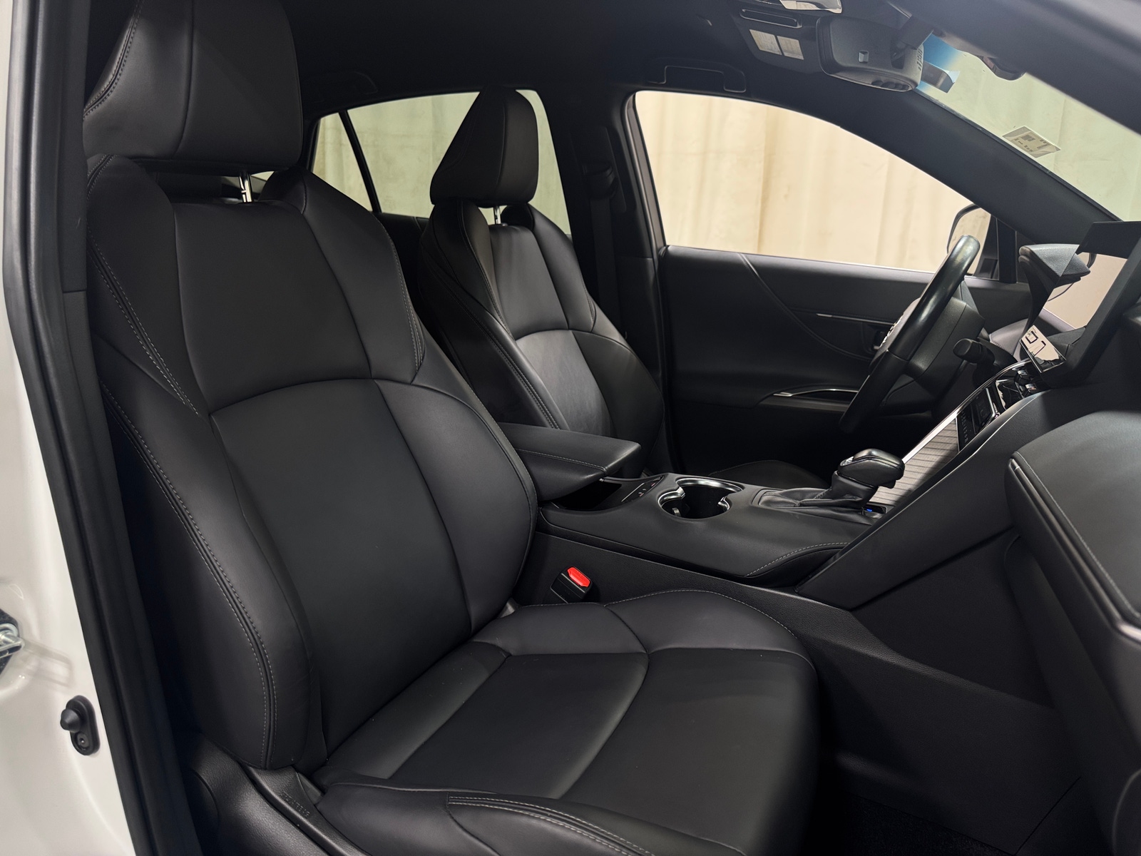 Thumbnail: 2023 Toyota Venza - 2