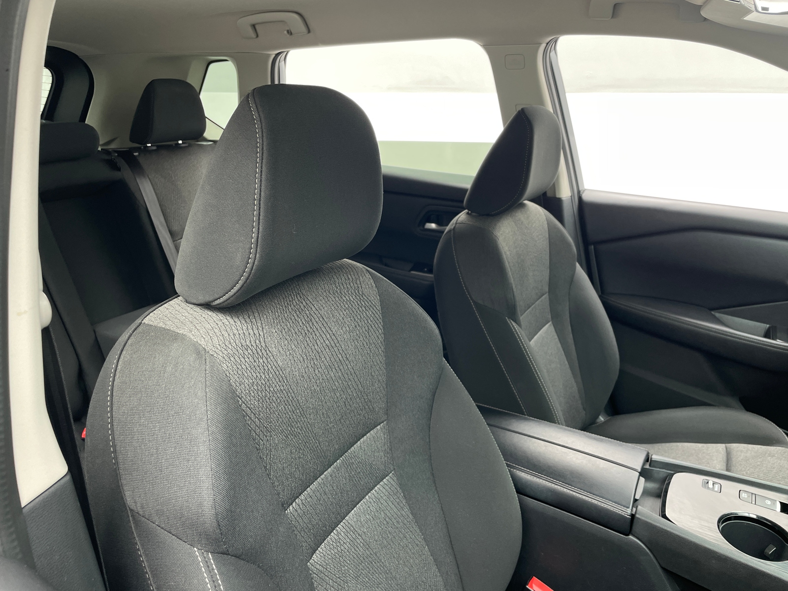 Thumbnail: 2025 Nissan Rogue - 2
