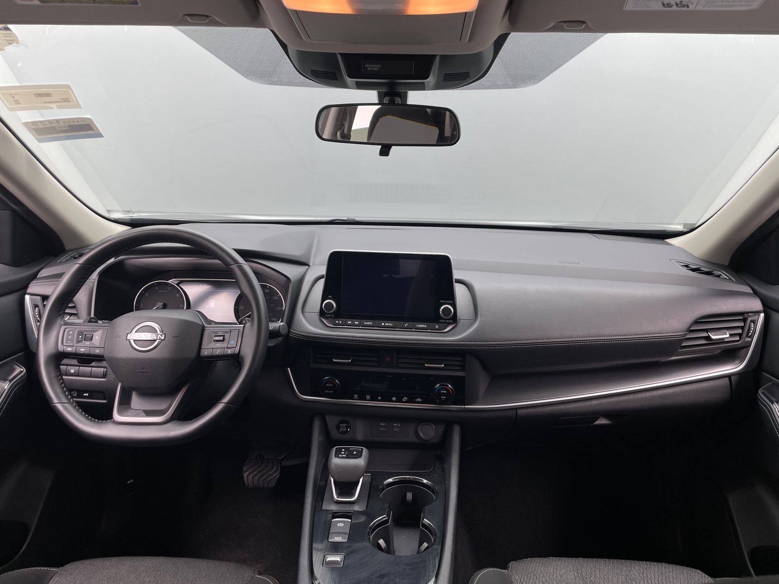 Thumbnail: 2025 Nissan Rogue - 3
