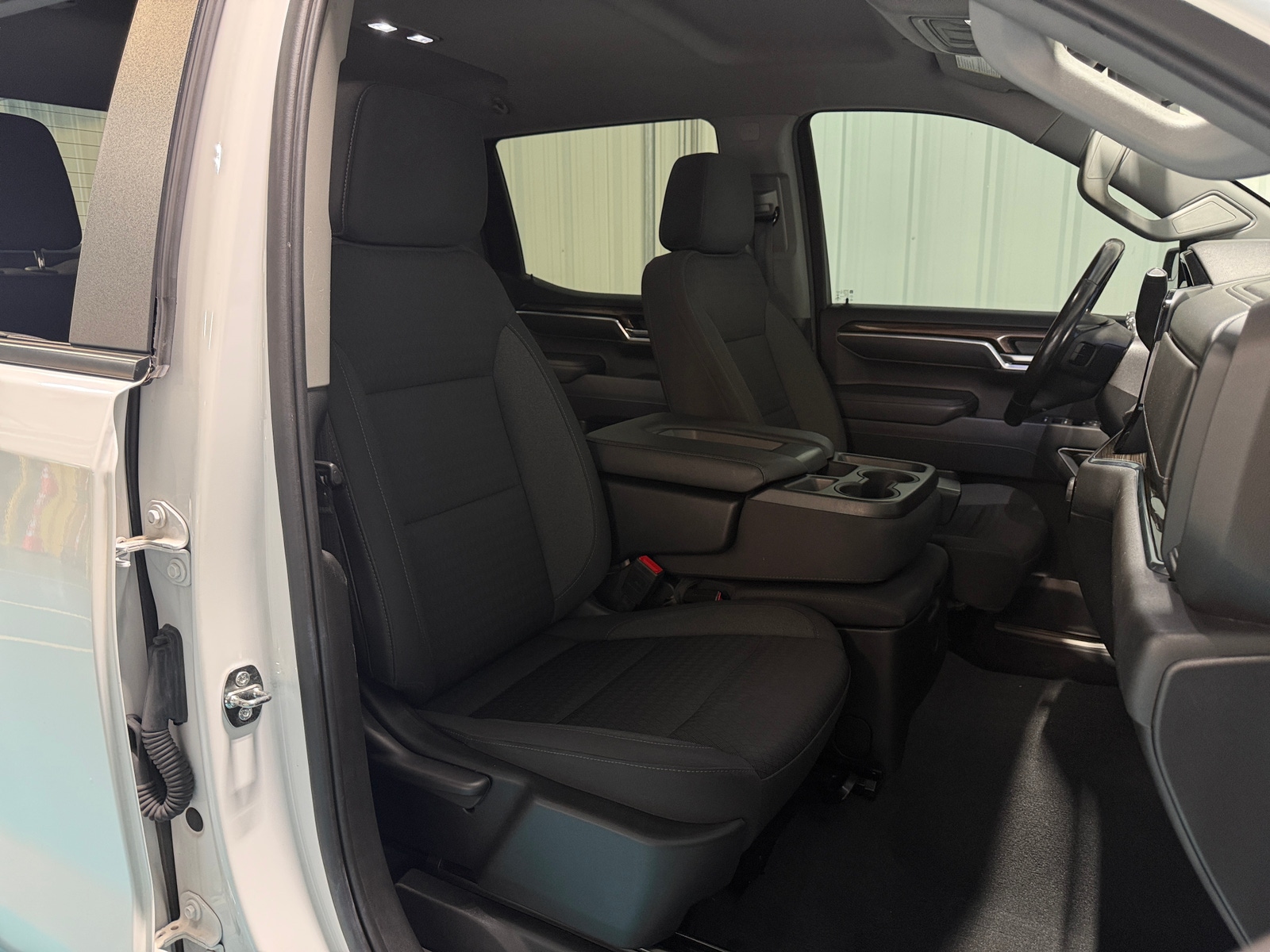 Thumbnail: 2022 Chevrolet Silverado 1500 - 2