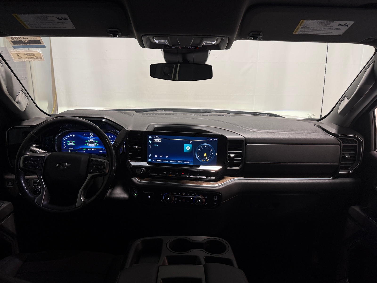 Thumbnail: 2022 Chevrolet Silverado 1500 - 3