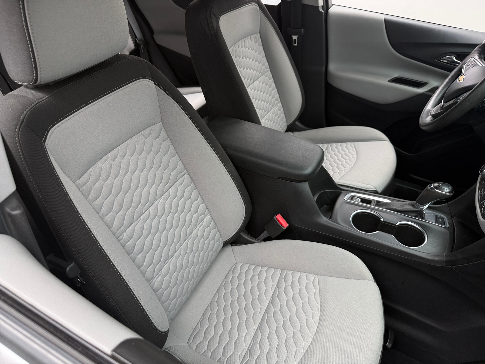 Thumbnail: 2021 Chevrolet Equinox - 2