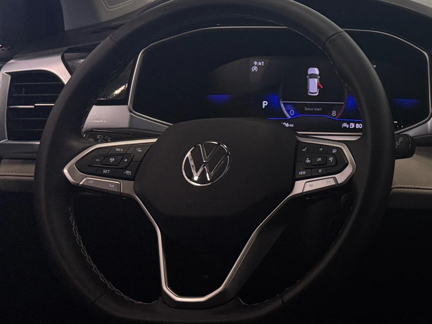 Thumbnail: 2025 Volkswagen Taos - 4