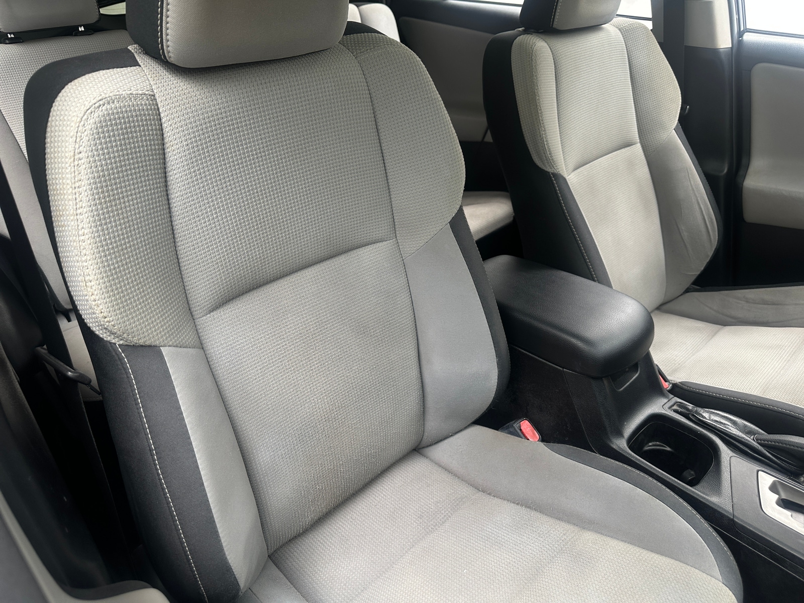 Thumbnail: 2018 Toyota RAV4 - 2