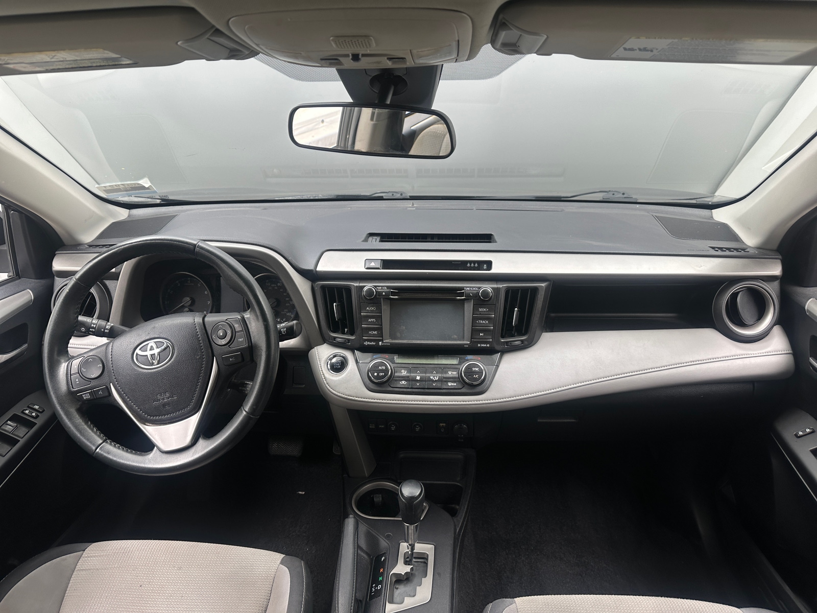 Thumbnail: 2018 Toyota RAV4 - 3