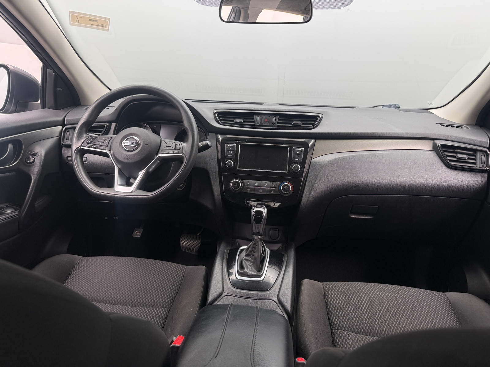 Thumbnail: 2019 Nissan Rogue Sport - 3