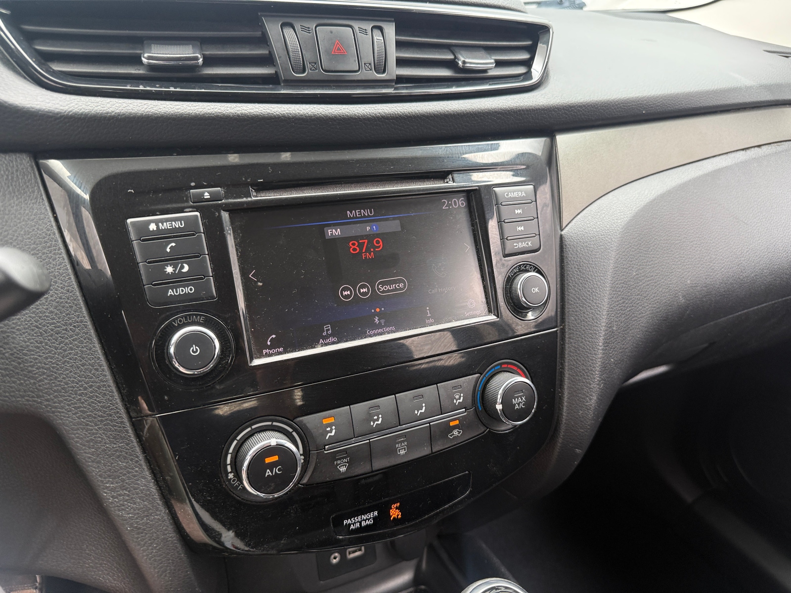 Thumbnail: 2019 Nissan Rogue Sport - 4
