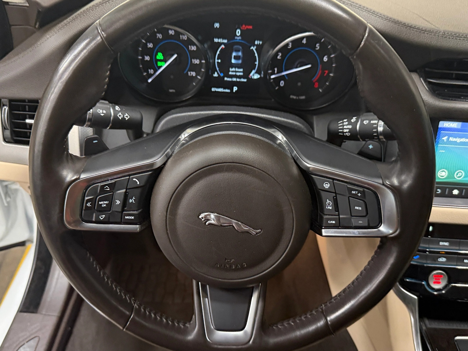 Thumbnail: 2019 Jaguar XF - 4