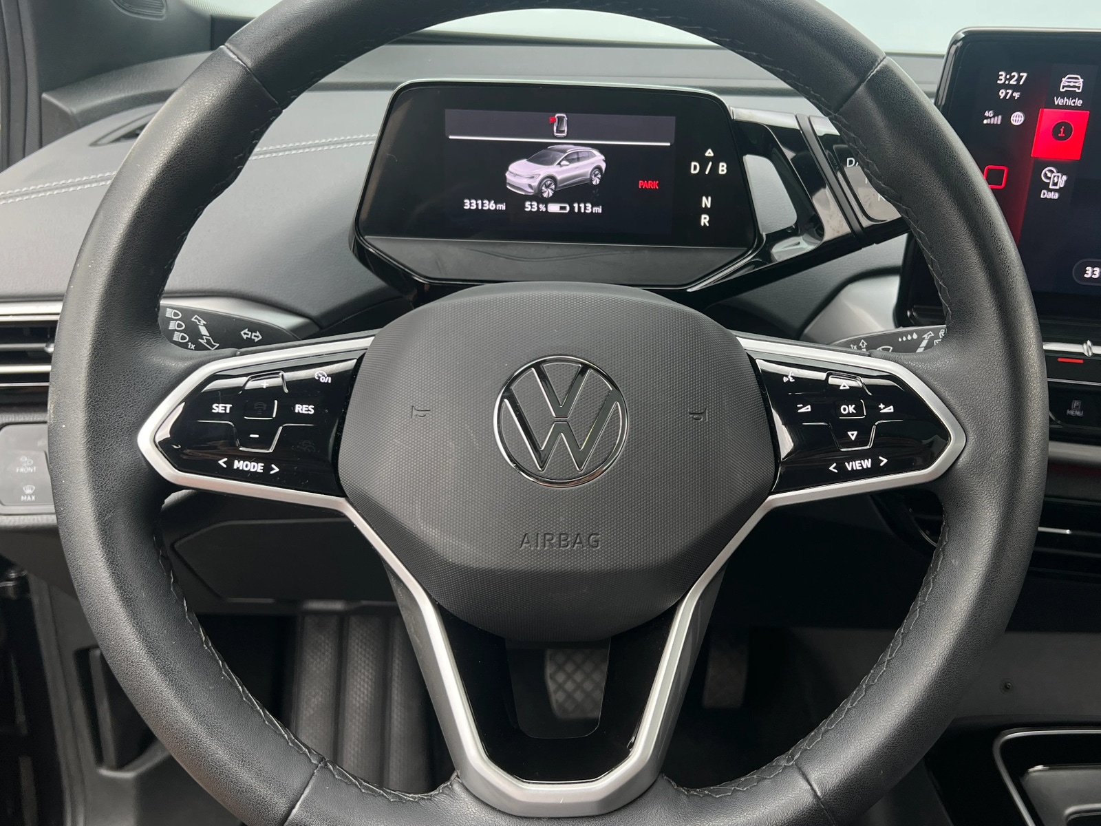 Thumbnail: 2023 Volkswagen ID.4 - 4