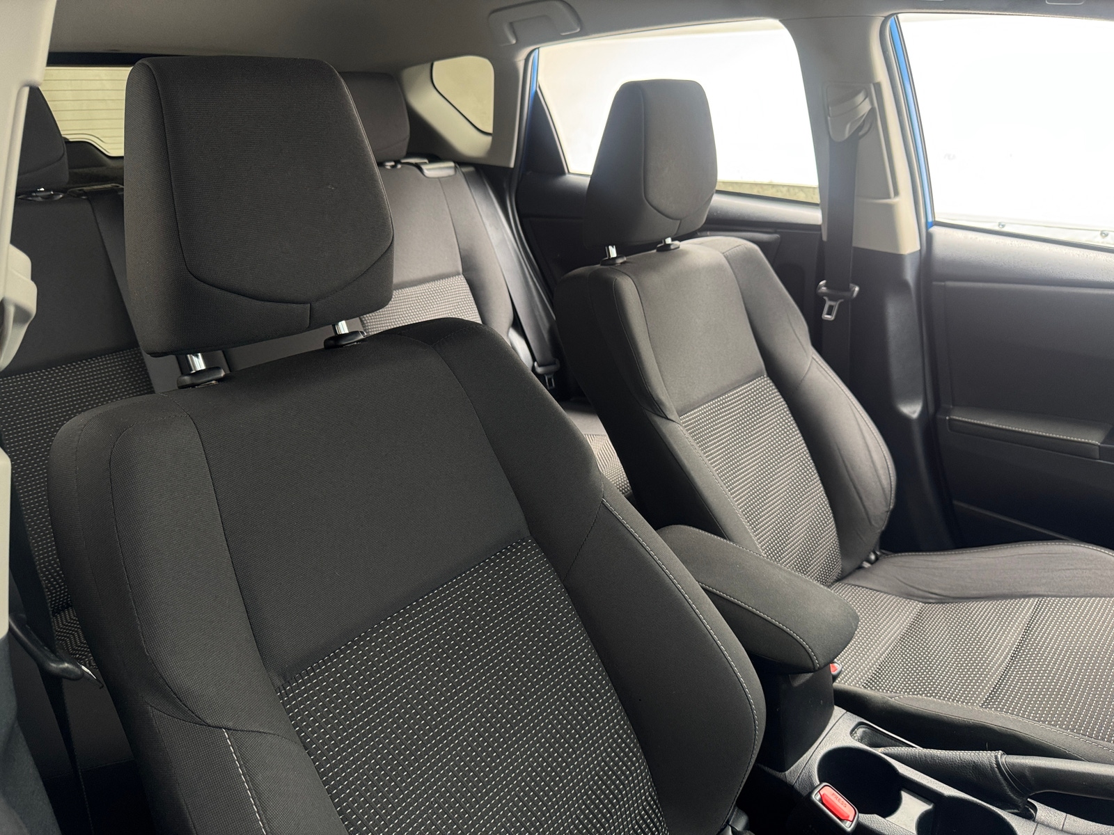 Thumbnail: 2018 Toyota Corolla iM - 2