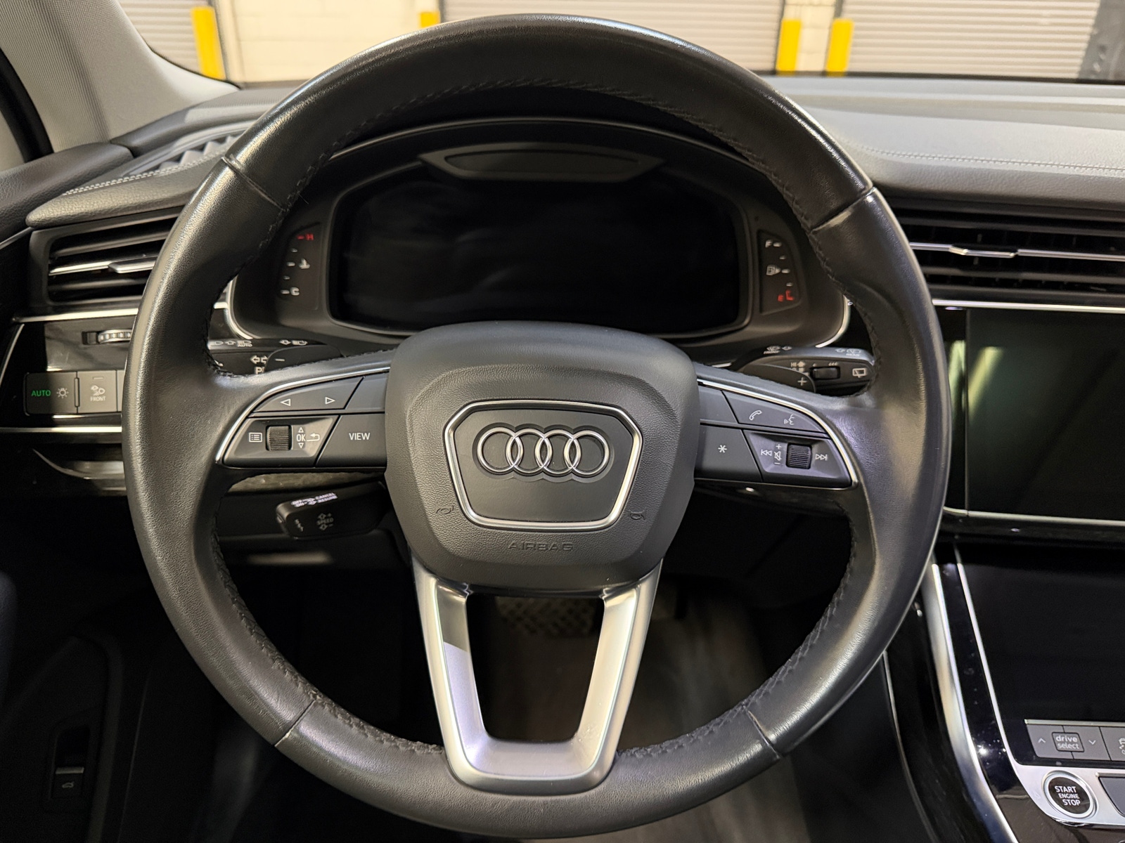 Thumbnail: 2023 Audi Q7 - 5