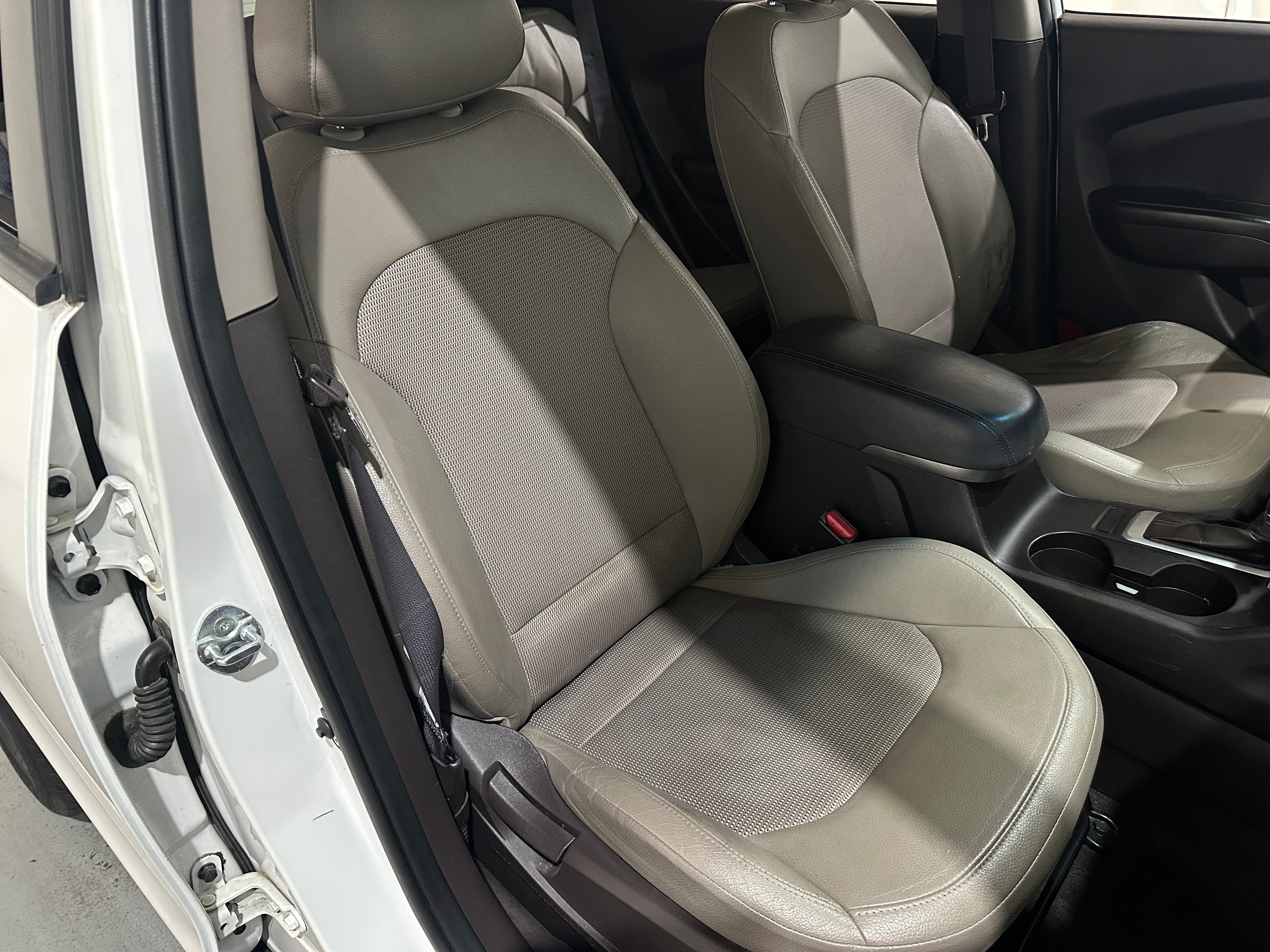 Used 2015 Hyundai Tucson GLS with VIN KM8JT3AF4FU097815 for sale in Pewaukee, WI