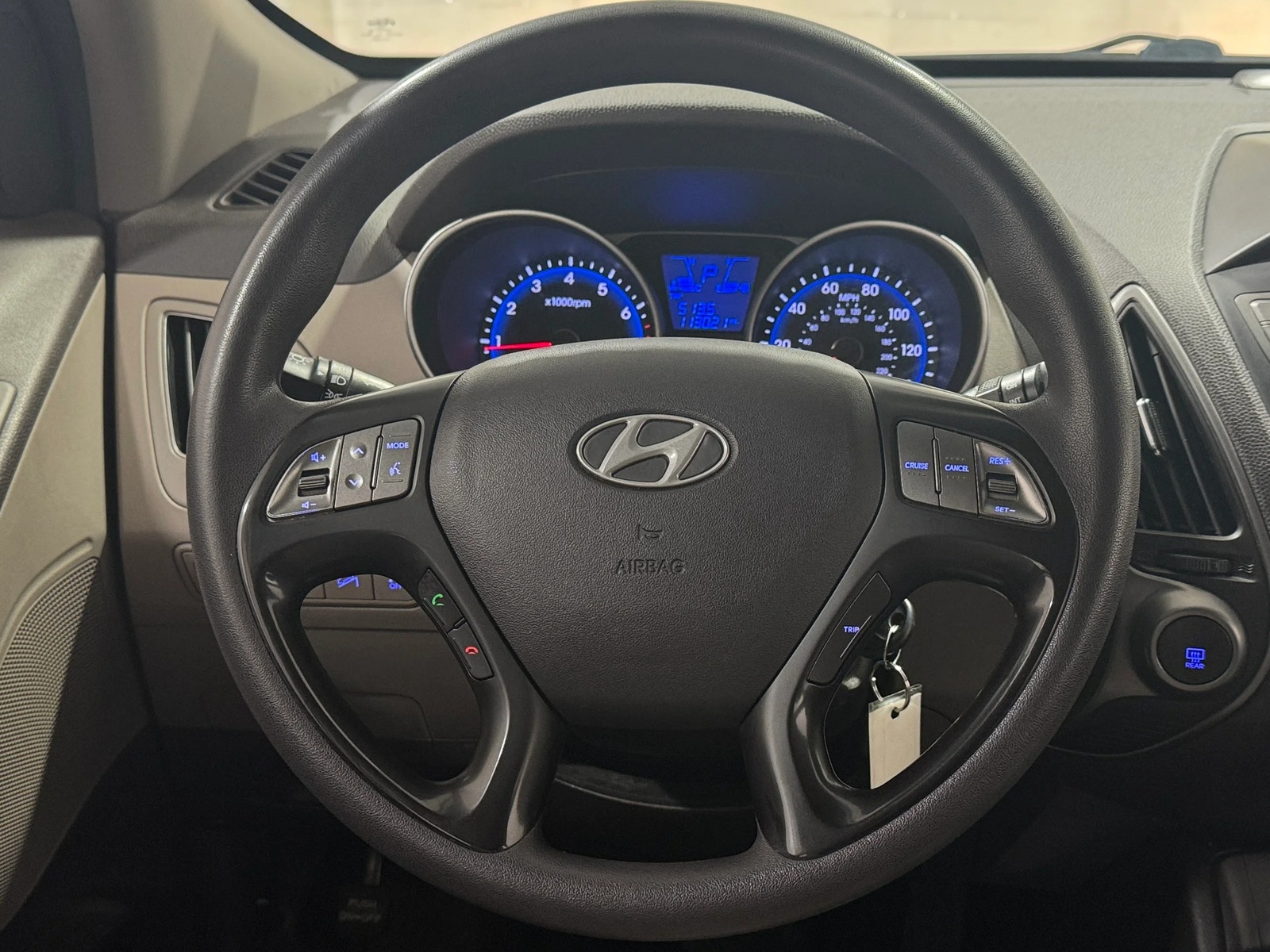 Thumbnail: 2015 Hyundai Tucson - 4