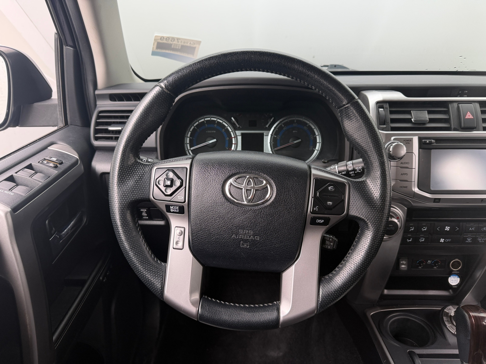 Thumbnail: 2015 Toyota 4Runner - 4