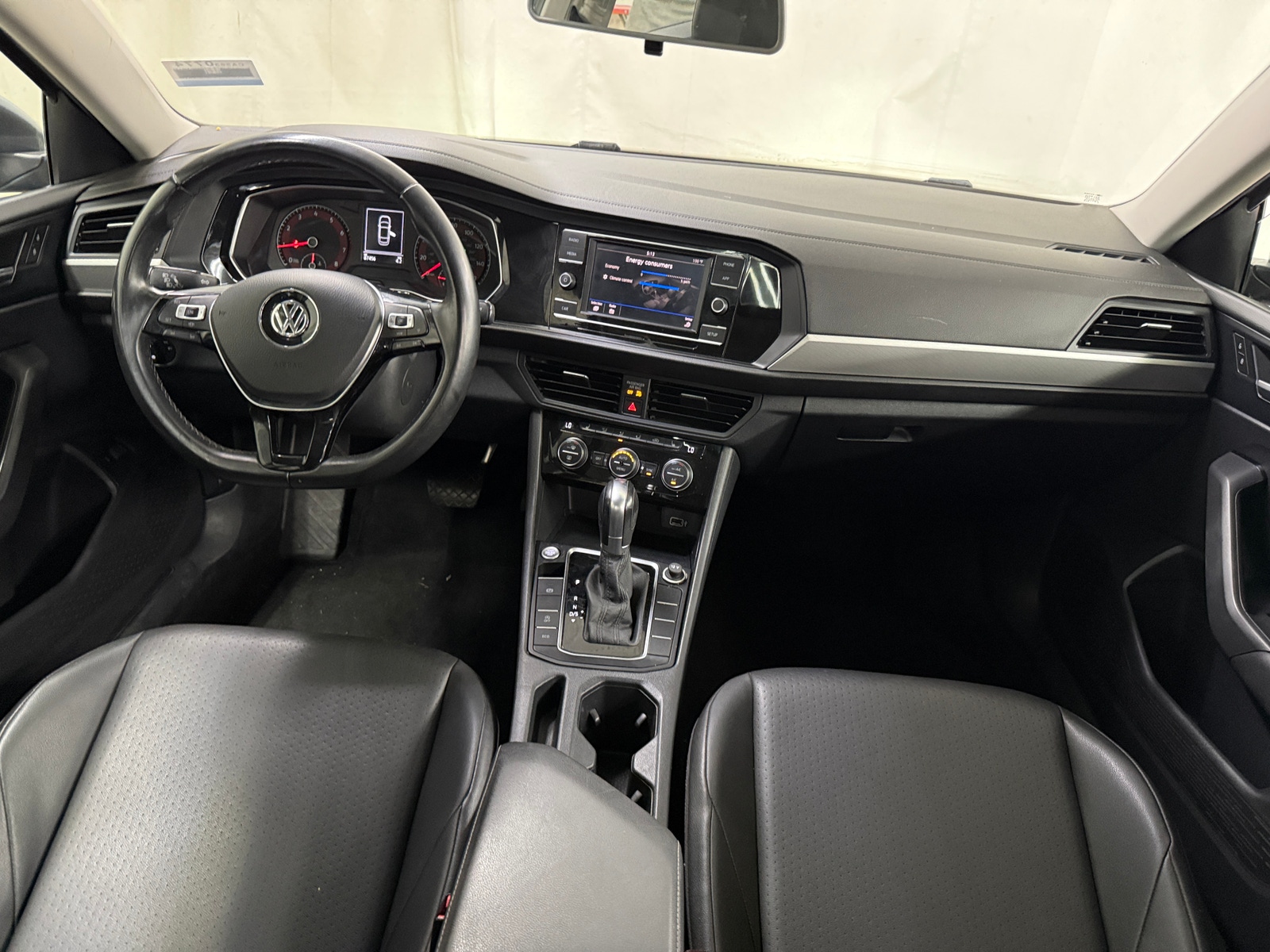 Thumbnail: 2019 Volkswagen Jetta - 3