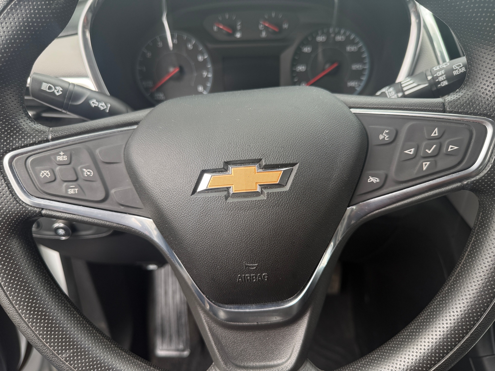 Thumbnail: 2019 Chevrolet Equinox - 5