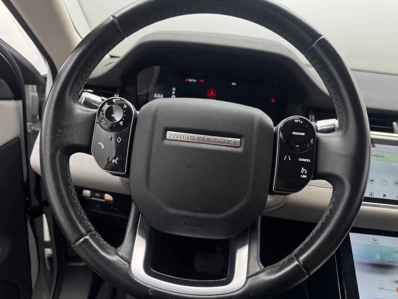 Thumbnail: 2020 Land Rover Range Rover Evoque - 5