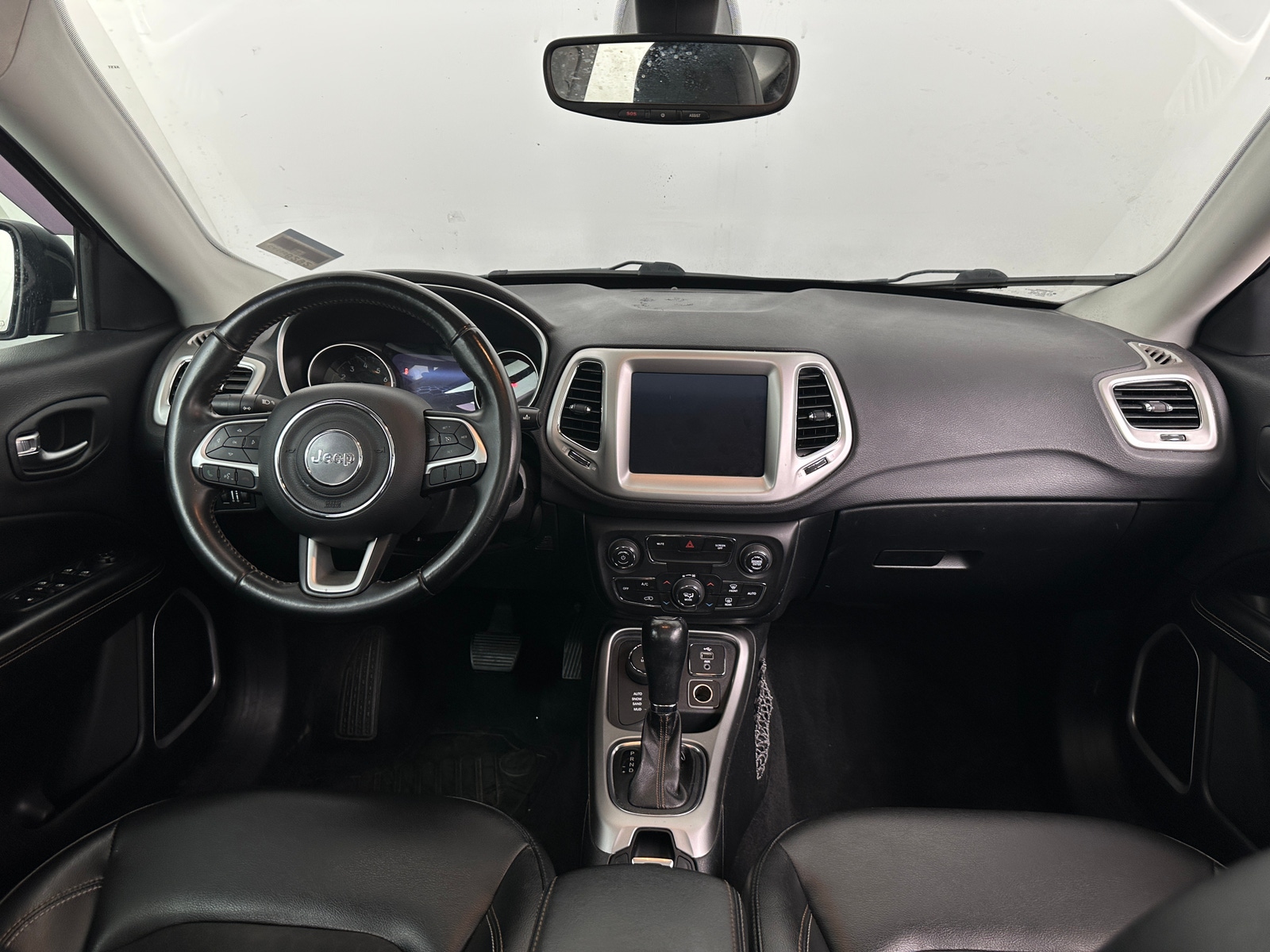 Thumbnail: 2018 Jeep Compass - 3