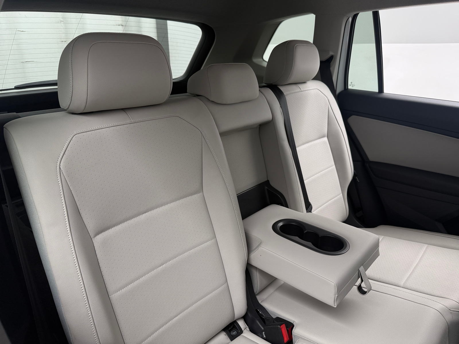 Thumbnail: 2019 Volkswagen Tiguan - 6