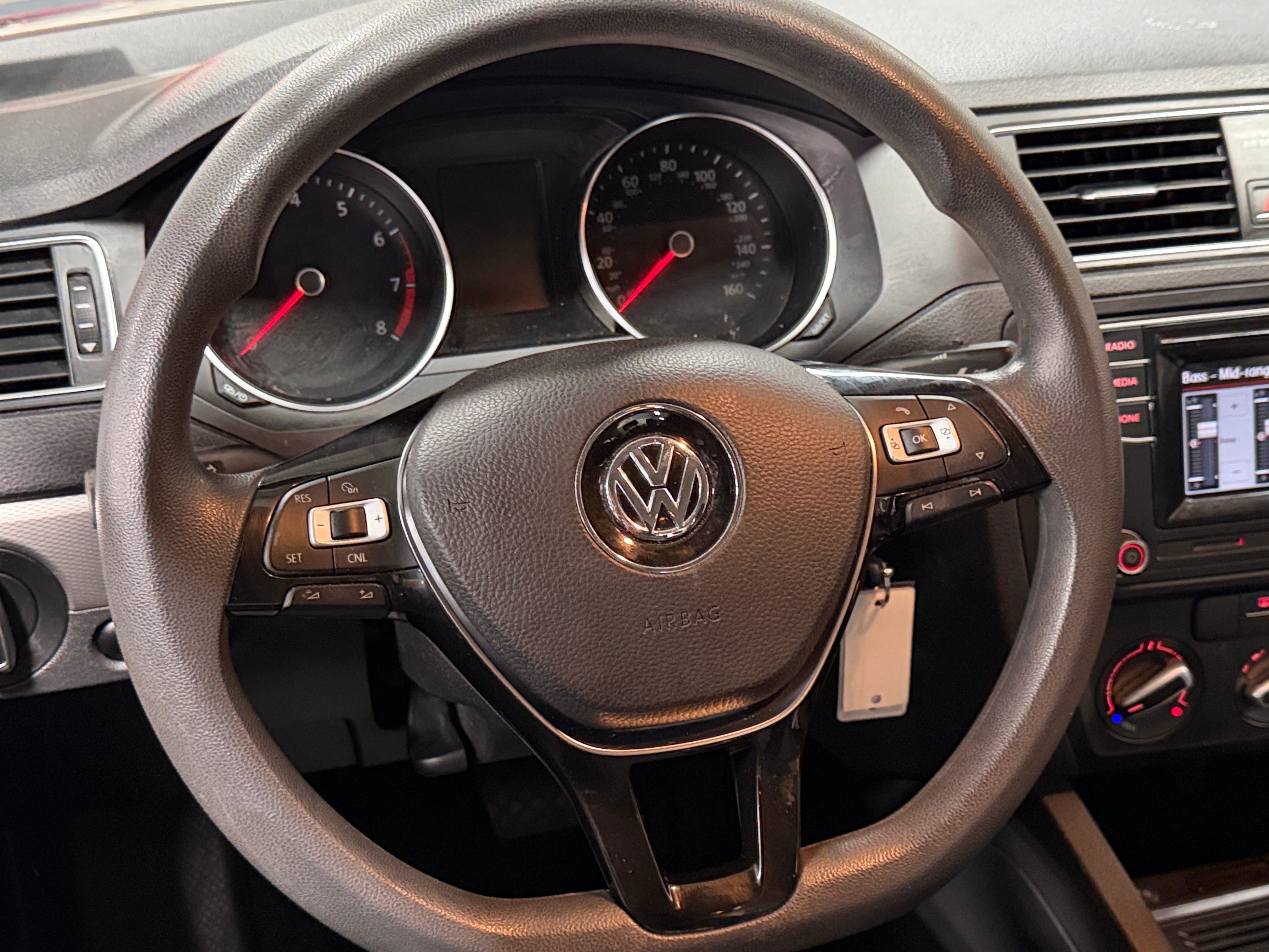 3VW2B7AJ4HM296200