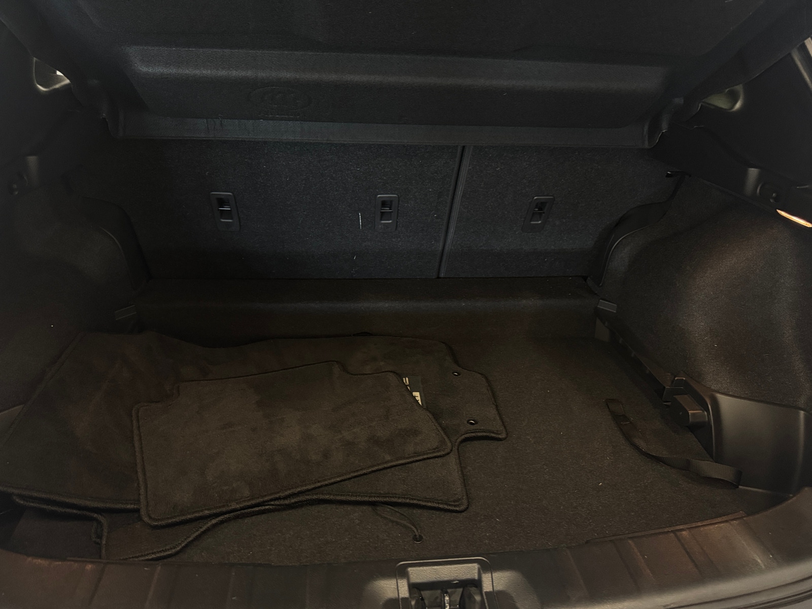 Thumbnail: 2021 Nissan Rogue Sport - 6