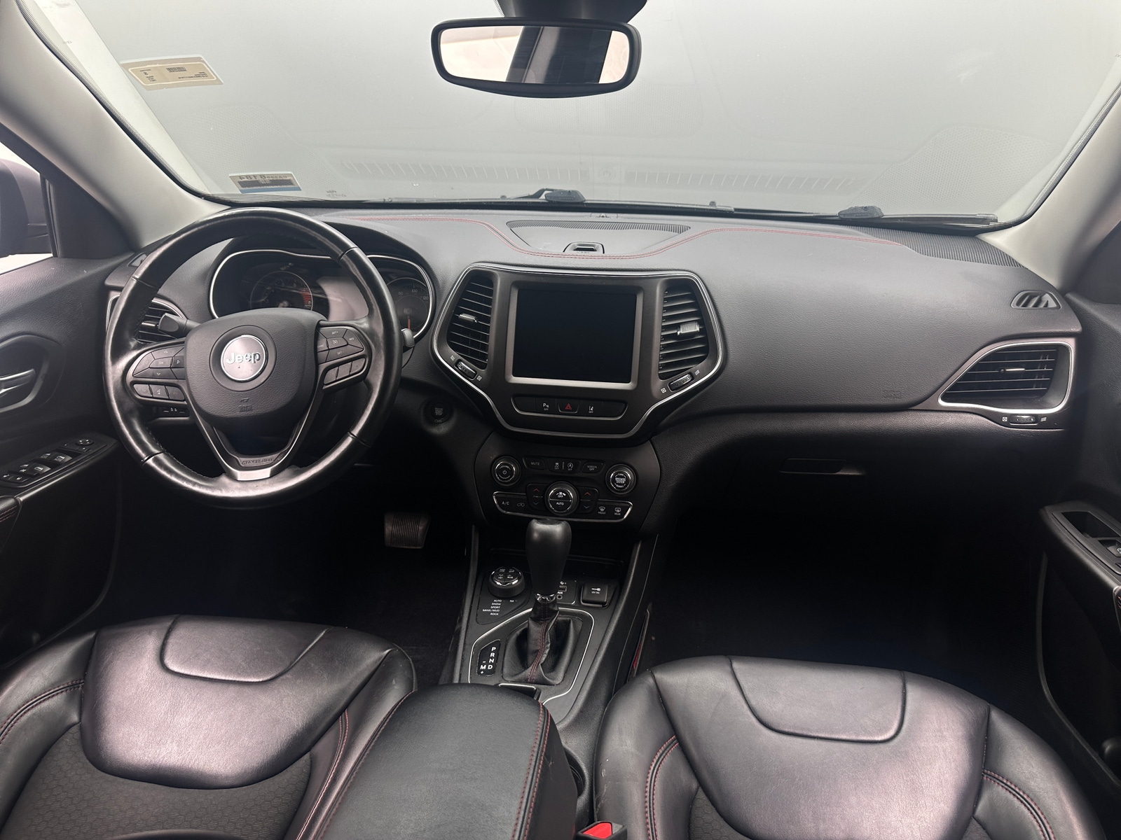 Thumbnail: 2021 Jeep Cherokee - 3