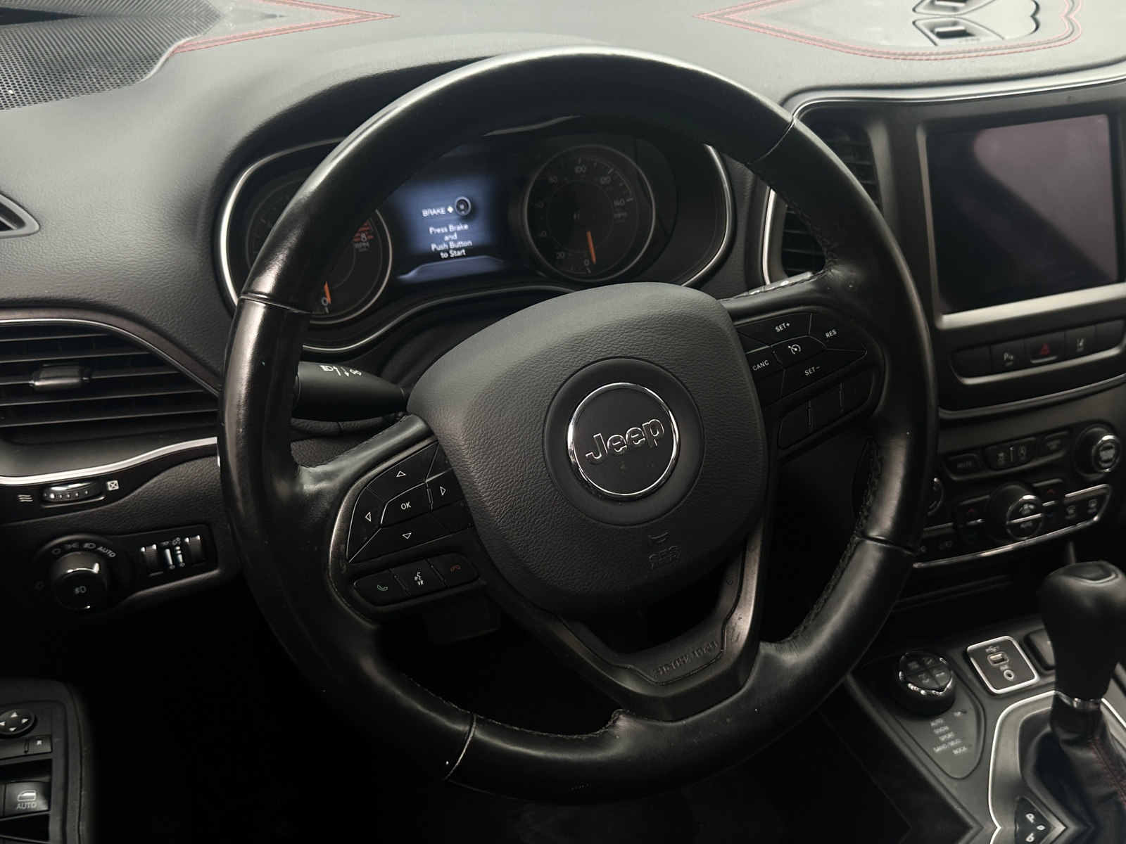 Thumbnail: 2021 Jeep Cherokee - 5