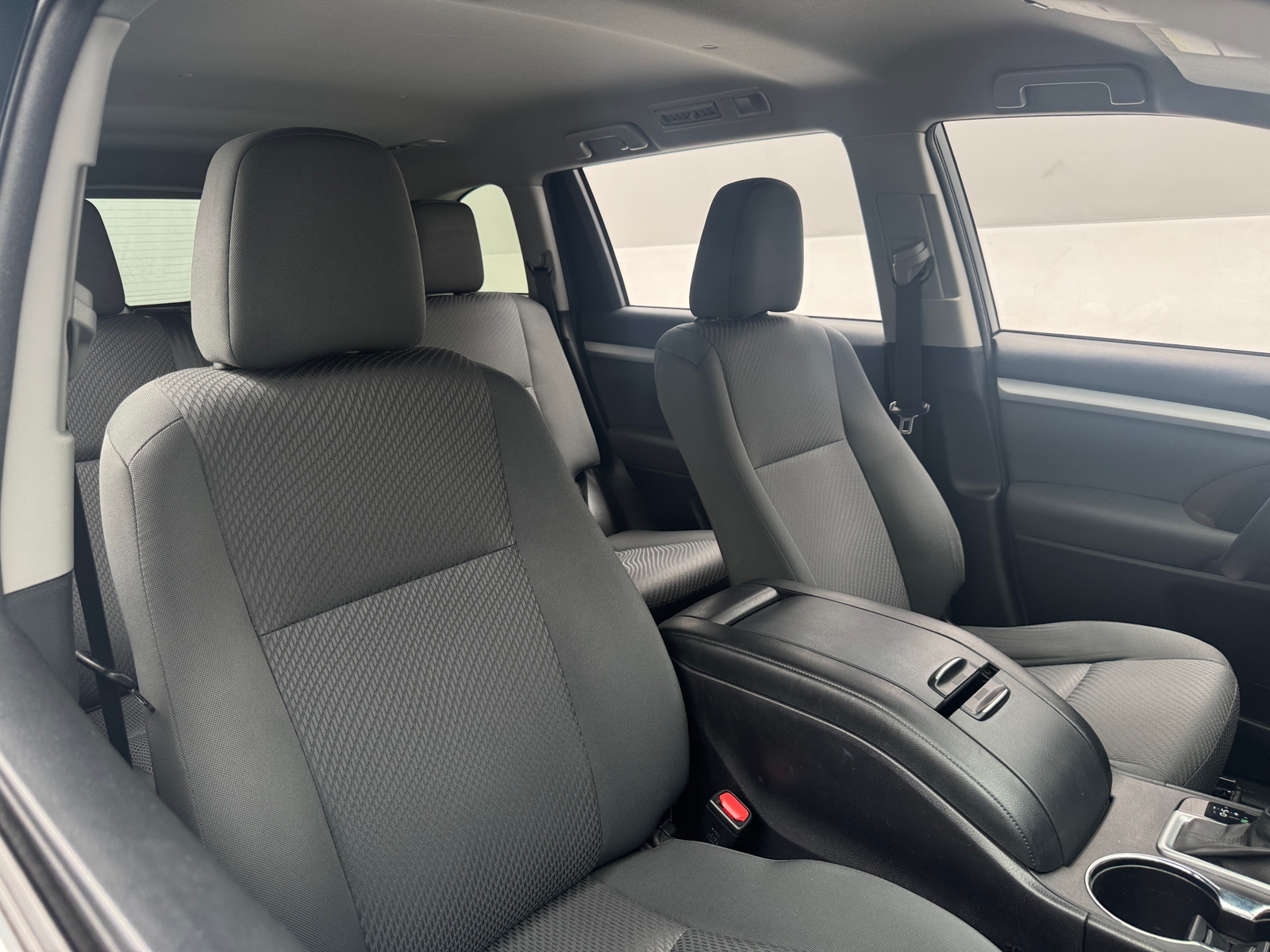 Thumbnail: 2017 Toyota Highlander - 2