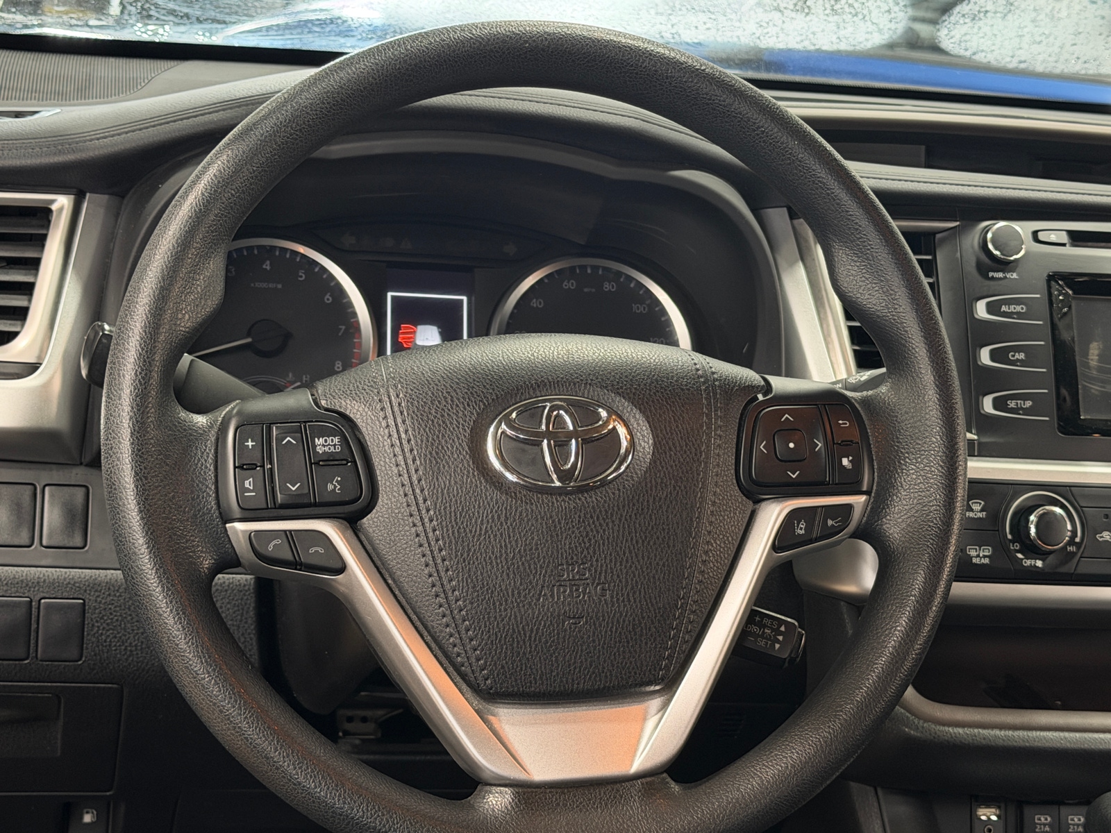Thumbnail: 2017 Toyota Highlander - 5