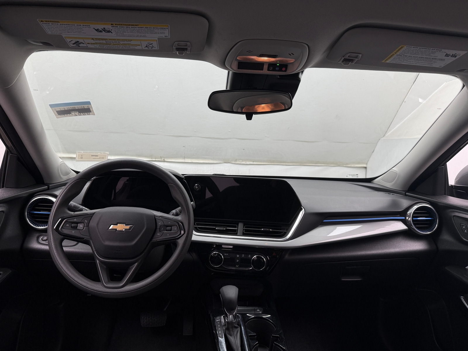 Thumbnail: 2025 Chevrolet Trax - 2
