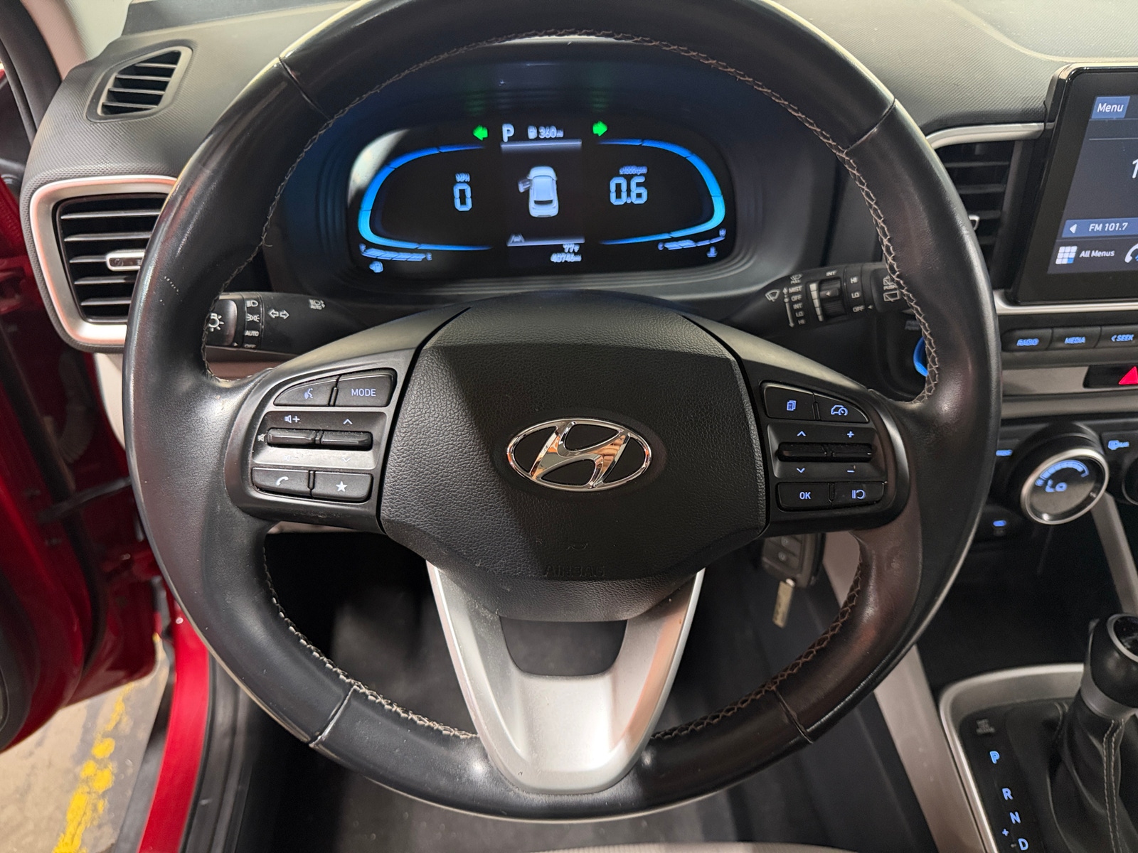 Thumbnail: 2023 Hyundai Venue - 5