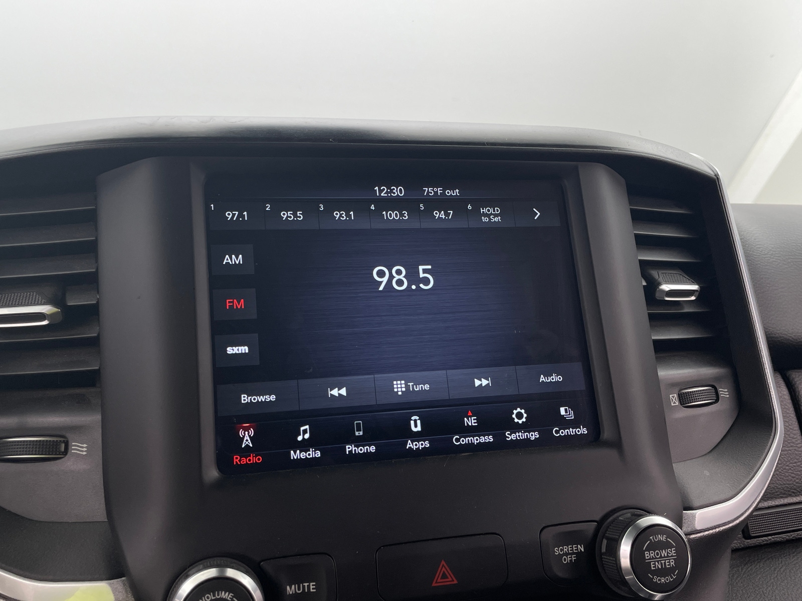 Thumbnail: 2019 RAM 1500 - 4