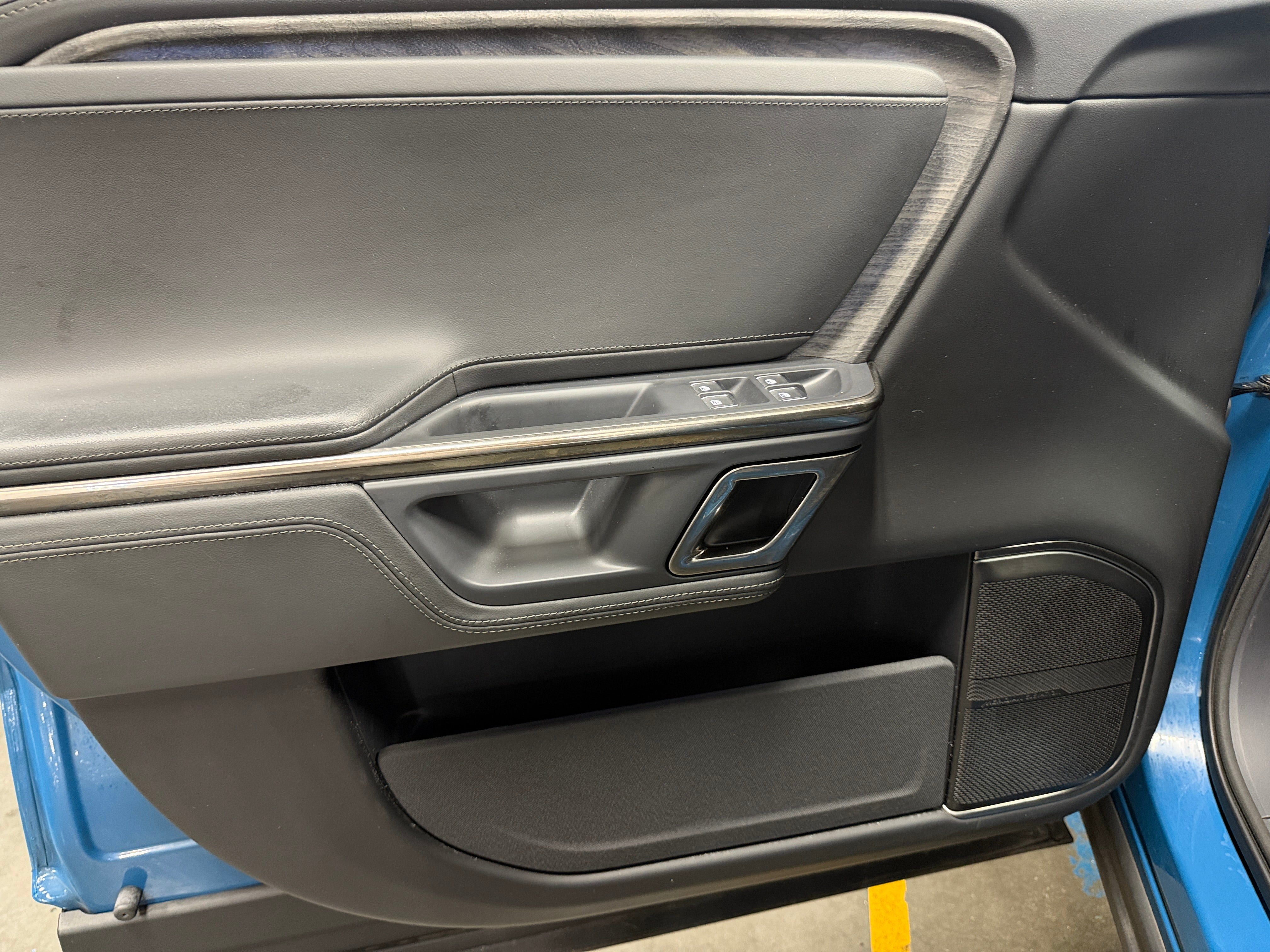 Used 2022 Rivian R1T Adventure with VIN 7FCTGAAA3NN009754 for sale in Auburn, WA