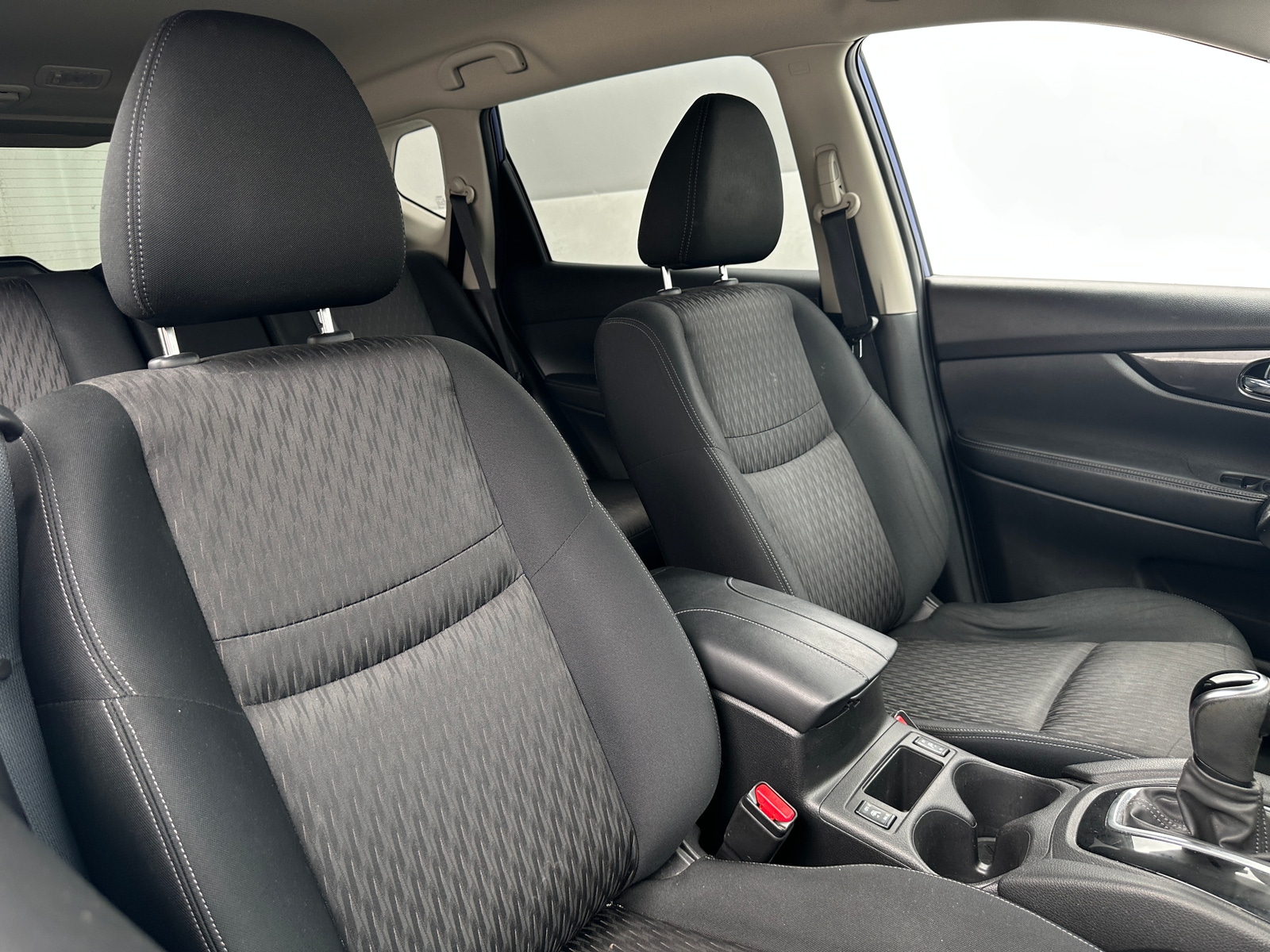 Thumbnail: 2018 Nissan Rogue - 2