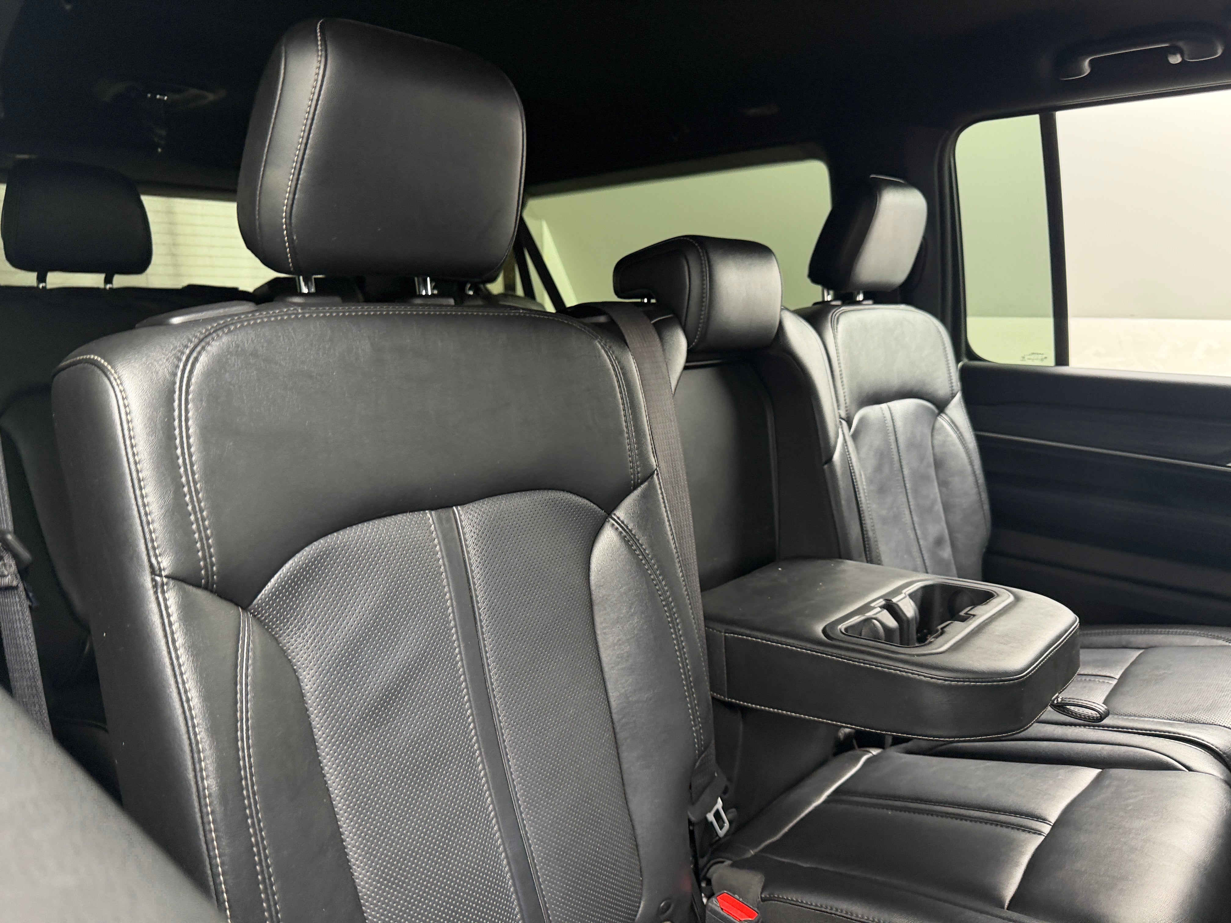 2023 Jeep Wagoneer L