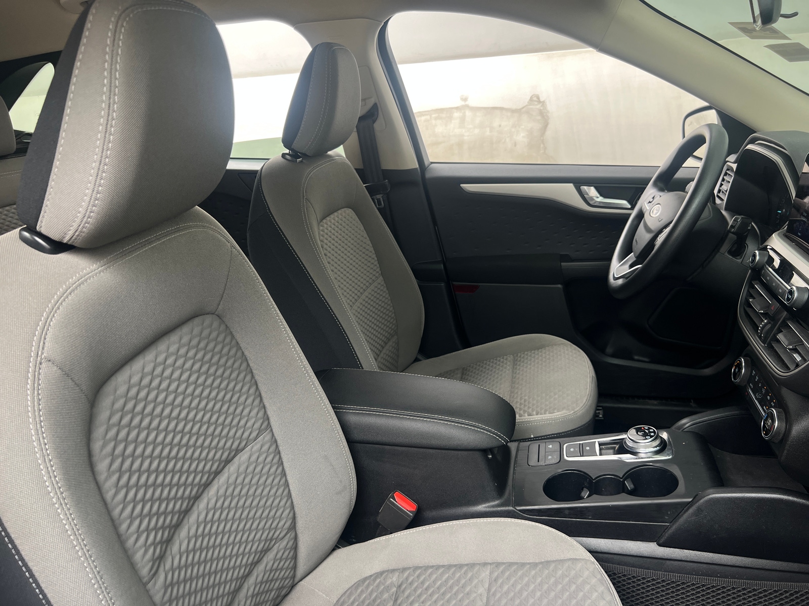 Thumbnail: 2020 Ford Escape - 2