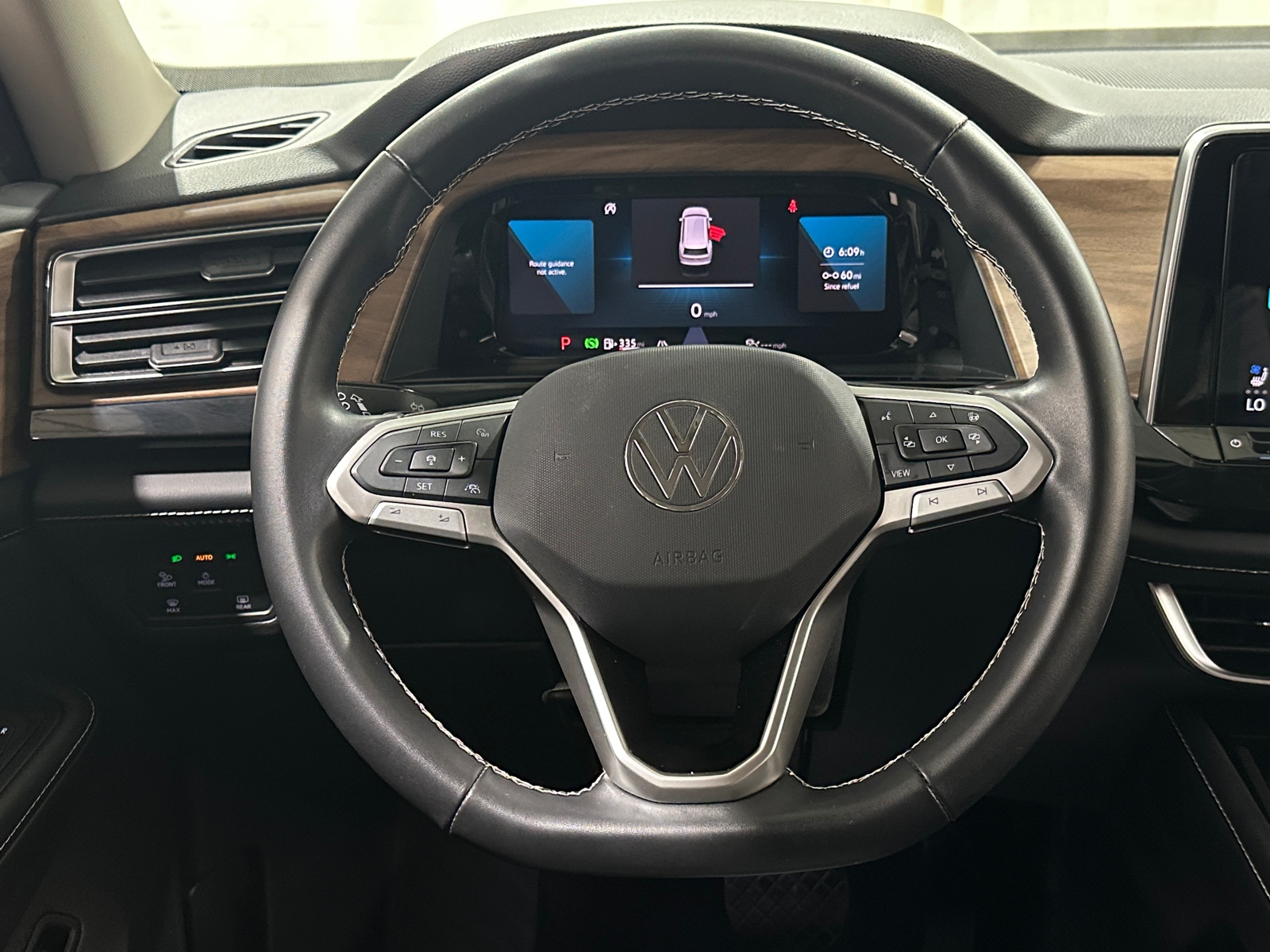 Thumbnail: 2026 Volkswagen Atlas - 4