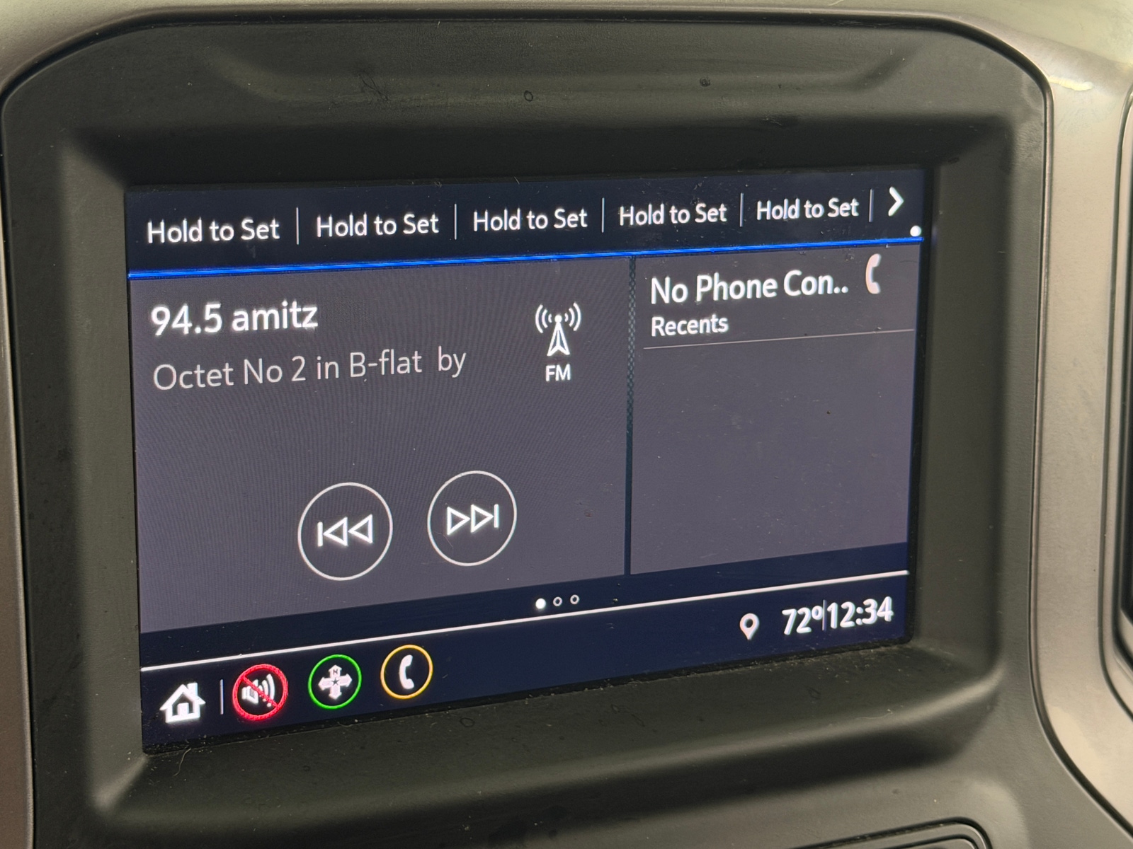 Thumbnail: 2022 Chevrolet Silverado 1500 - 4