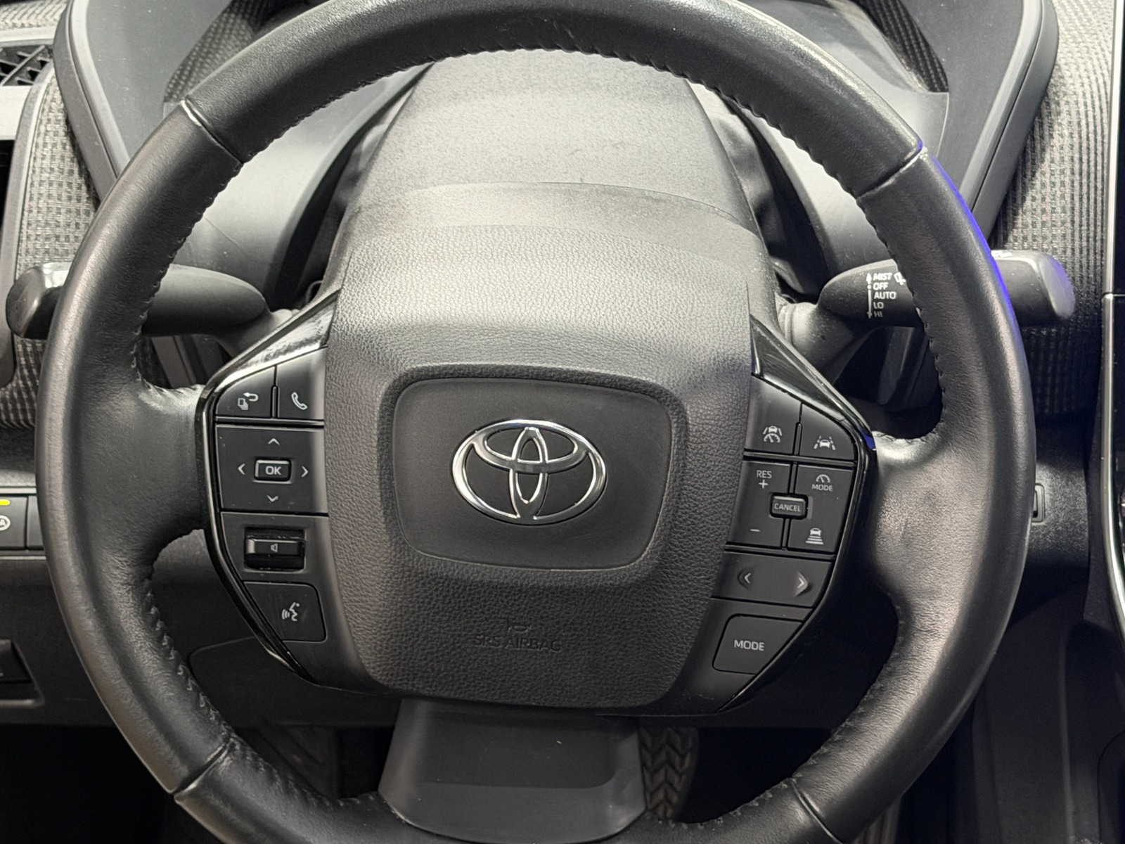 Thumbnail: 2023 Toyota bZ4X - 5