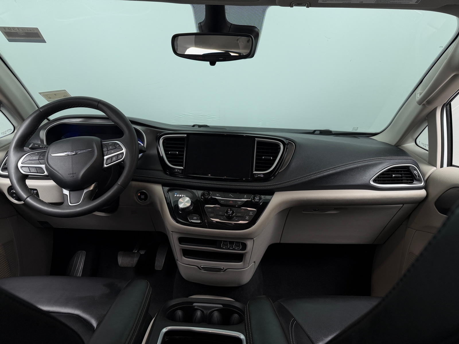 Thumbnail: 2024 Chrysler Pacifica - 2