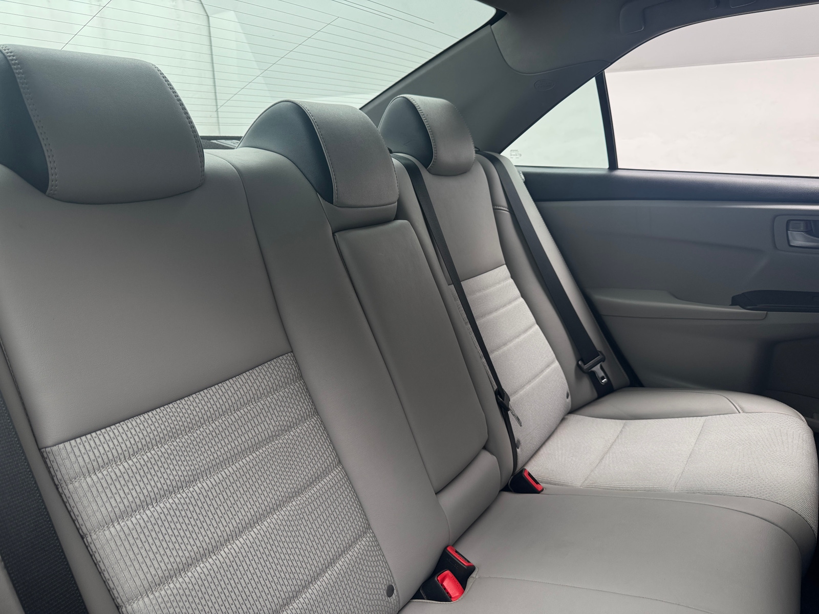Thumbnail: 2016 Toyota Camry - 6