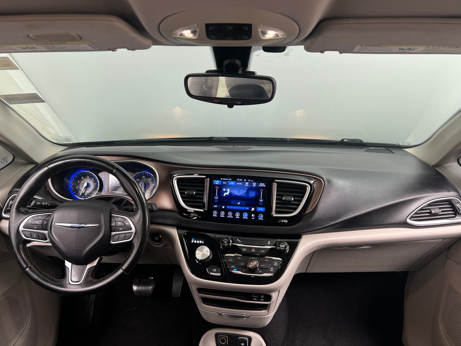 Thumbnail: 2017 Chrysler Pacifica - 2