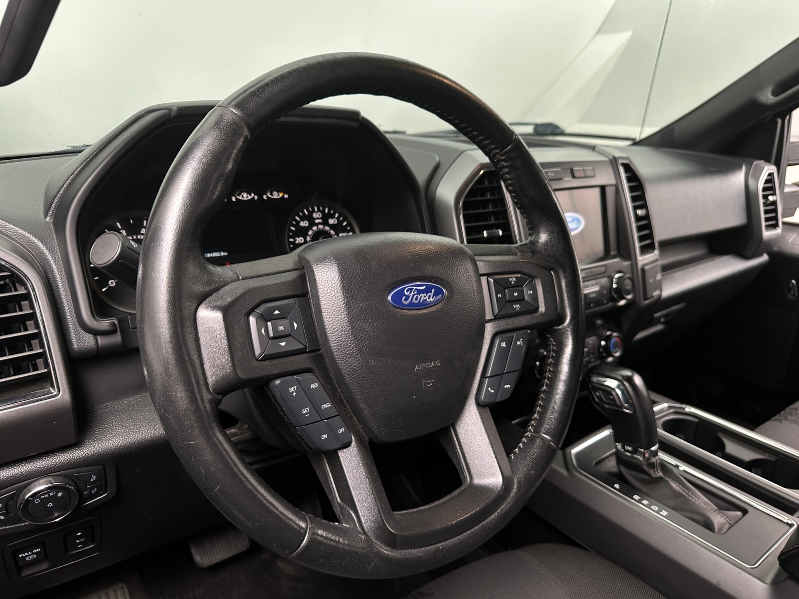 Thumbnail: 2020 Ford Econoline - 5