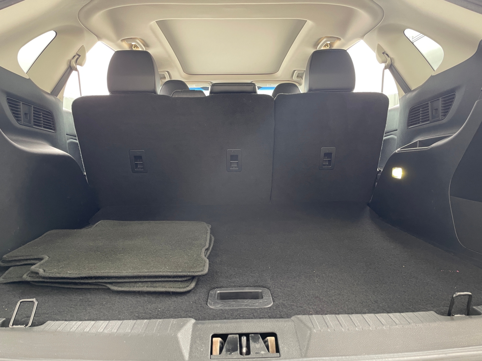 Thumbnail: 2016 Ford Edge - 6