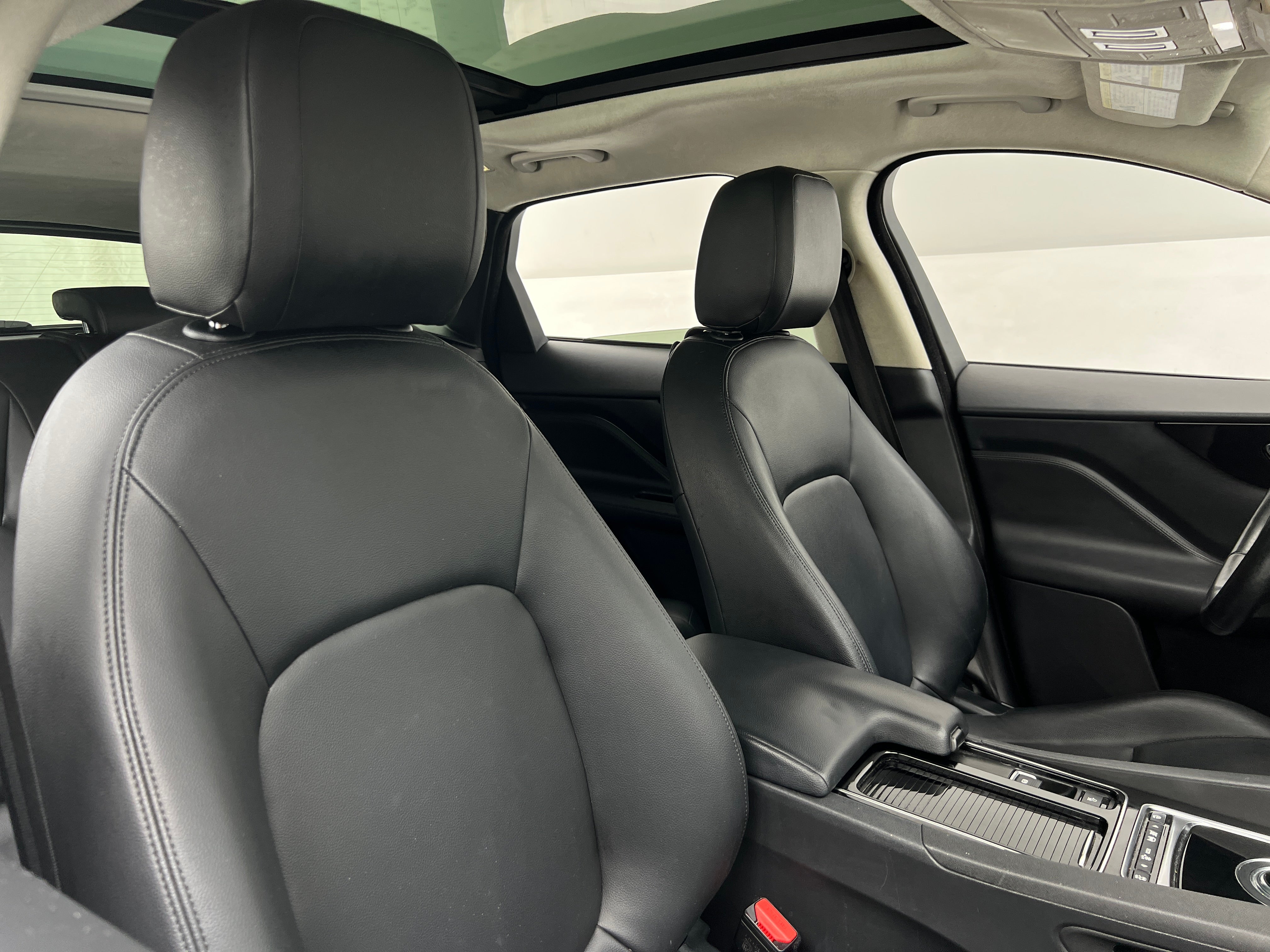 2019 Jaguar F-Pace