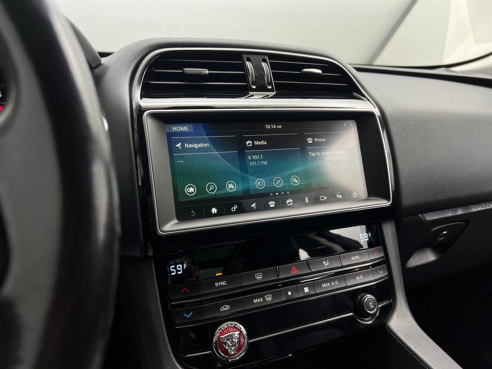 Thumbnail: 2019 Jaguar F-Pace - 3