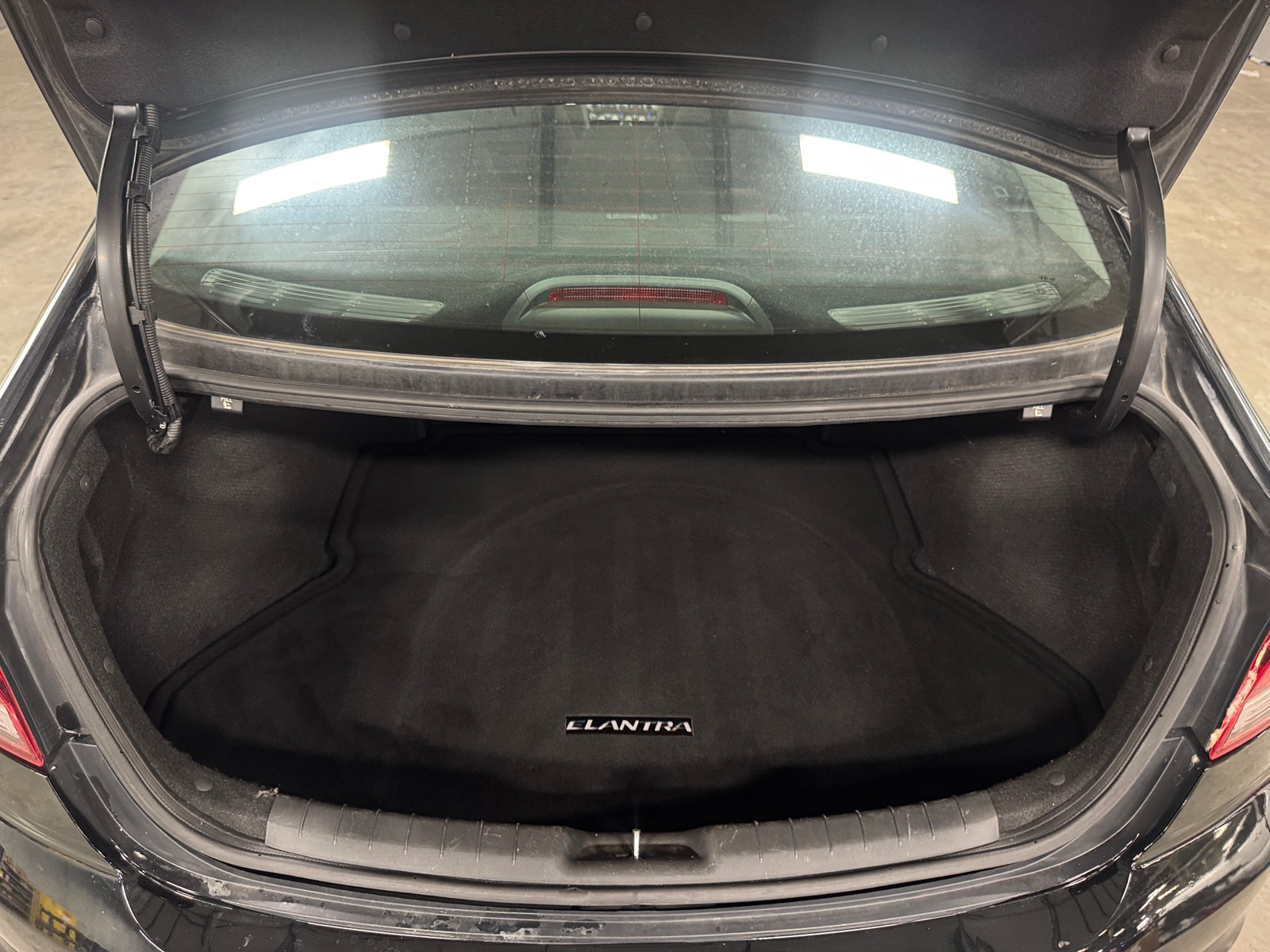 Thumbnail: 2020 Hyundai Elantra - 7